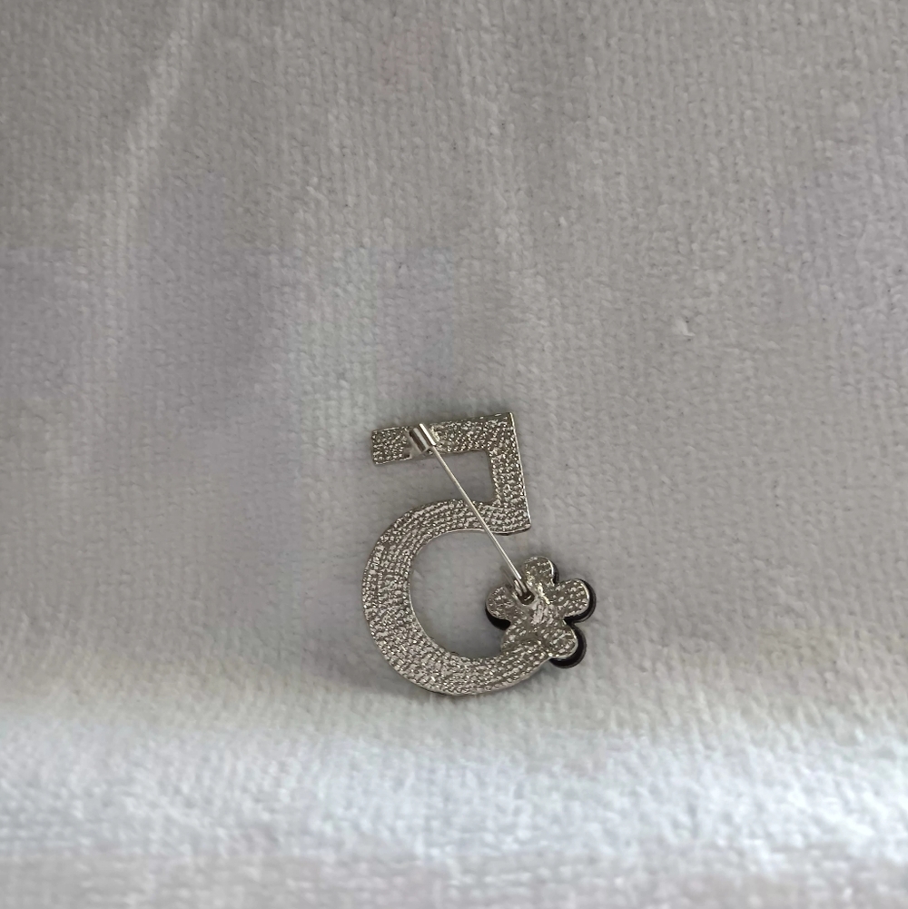 Number Five Pin Brooch - Picture 3 of 7